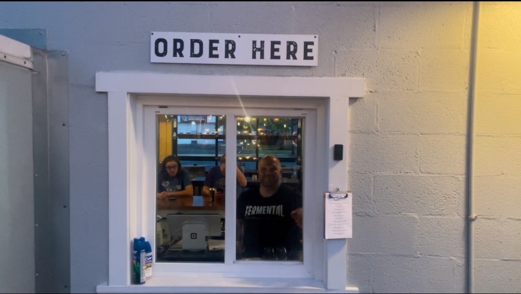 Sips and Snacks – Pairing Beer and Wine with White Cheddar&nbsp;Popcorn